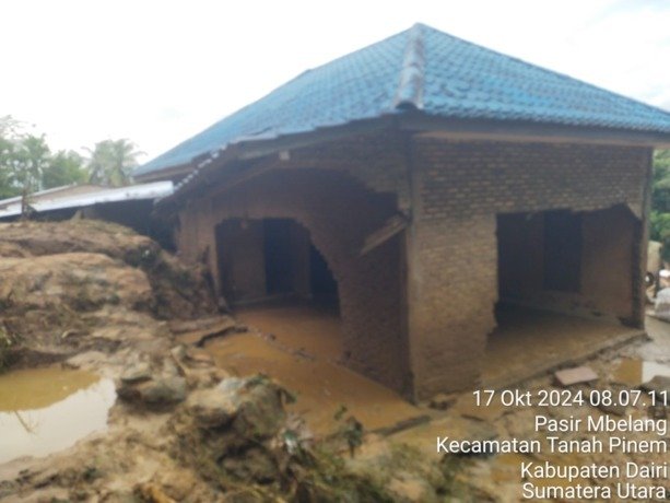11 Rumah Rusak Diterjang Bandang Di Tanah Pinem Dairi