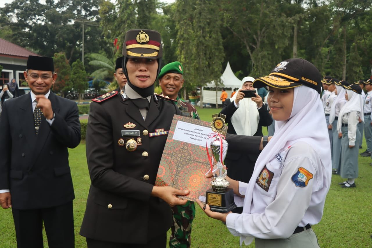 Polresta Deli Serdang Ikuti kegiatan Upacara Bela Negara Ke-76 Polresta Deli Serdang Ikuti kegiatan Upacara Bela Negara Ke-76