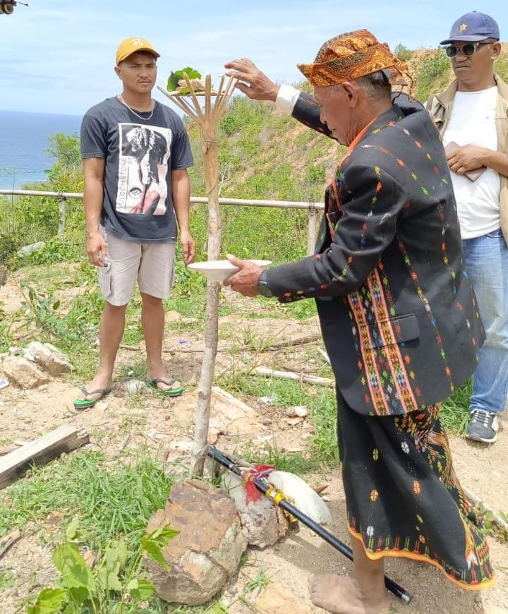 Ritual Adat-Budaya dan Doa di Lahan 11 Hektar Labuhan Bajo. Siap Lawan Mafia Tanah Mohon Pertolongan Tuhan