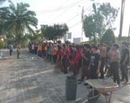 Danramil Bangun Purba Gelar Karya Bakti Cegah DBD Bersama Muspika dan Warga