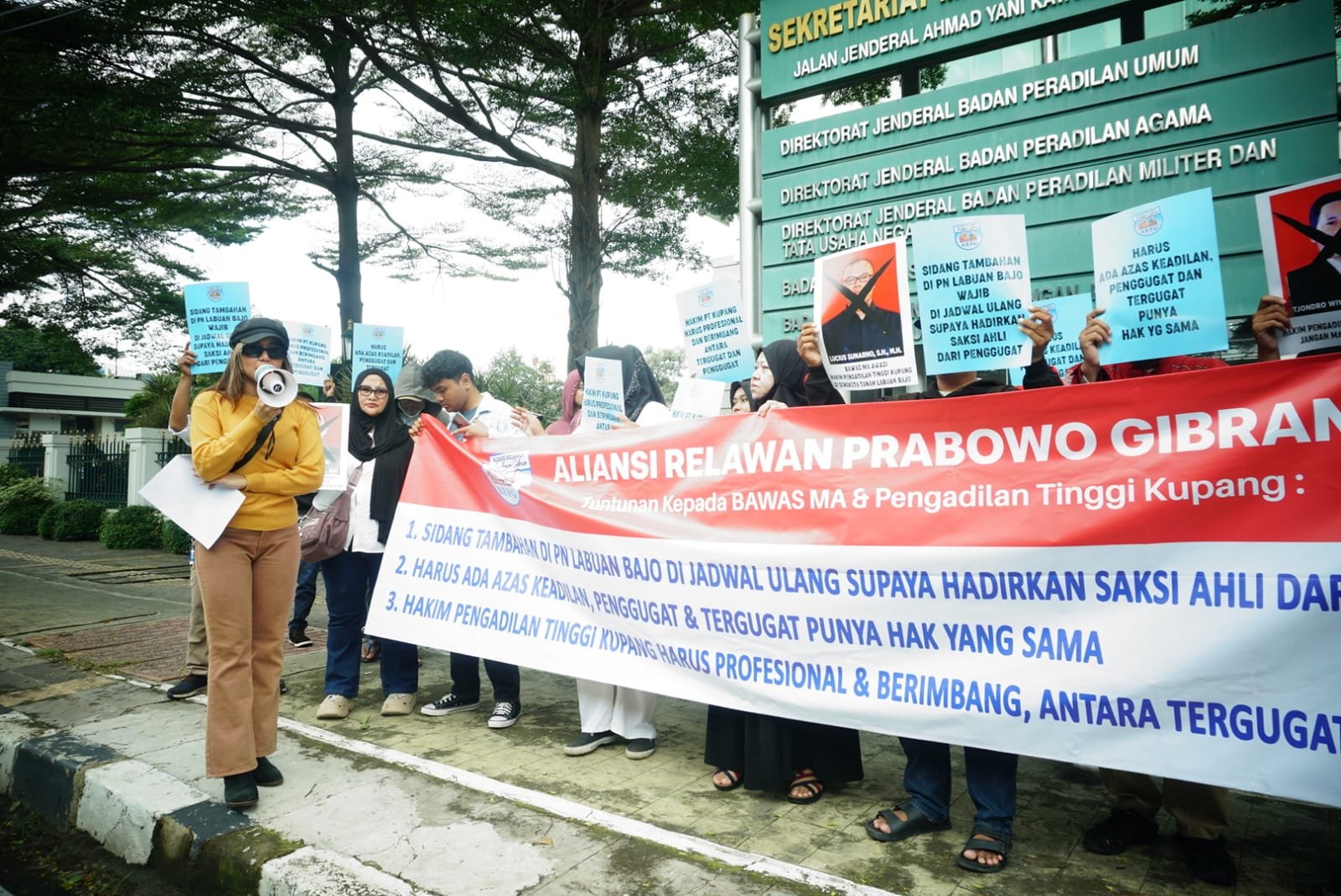 Paulus, Maria, Johanis Naput Ahli Waris Niko Naput Klaim Tanah 11 Hektar, Kata Rudi: Itu Tanah Sah Almarhum Ibrahim Hanta Ya Nak!