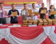 Polresta Deli Serdang Musnakan Sabu Ganja Dan Pil Ektacy Dari 8 Tersangka