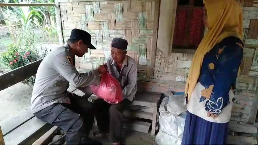 Polsek Pagar Merbau Polresta Deli Serdang Giat Baksos Kepada Warga Di Bulan Suci Ramadhan Polsek Pagar Merbau Polresta Deli Serdang Giat Baksos Kepada Warga Di Bulan Suci Ramadhan