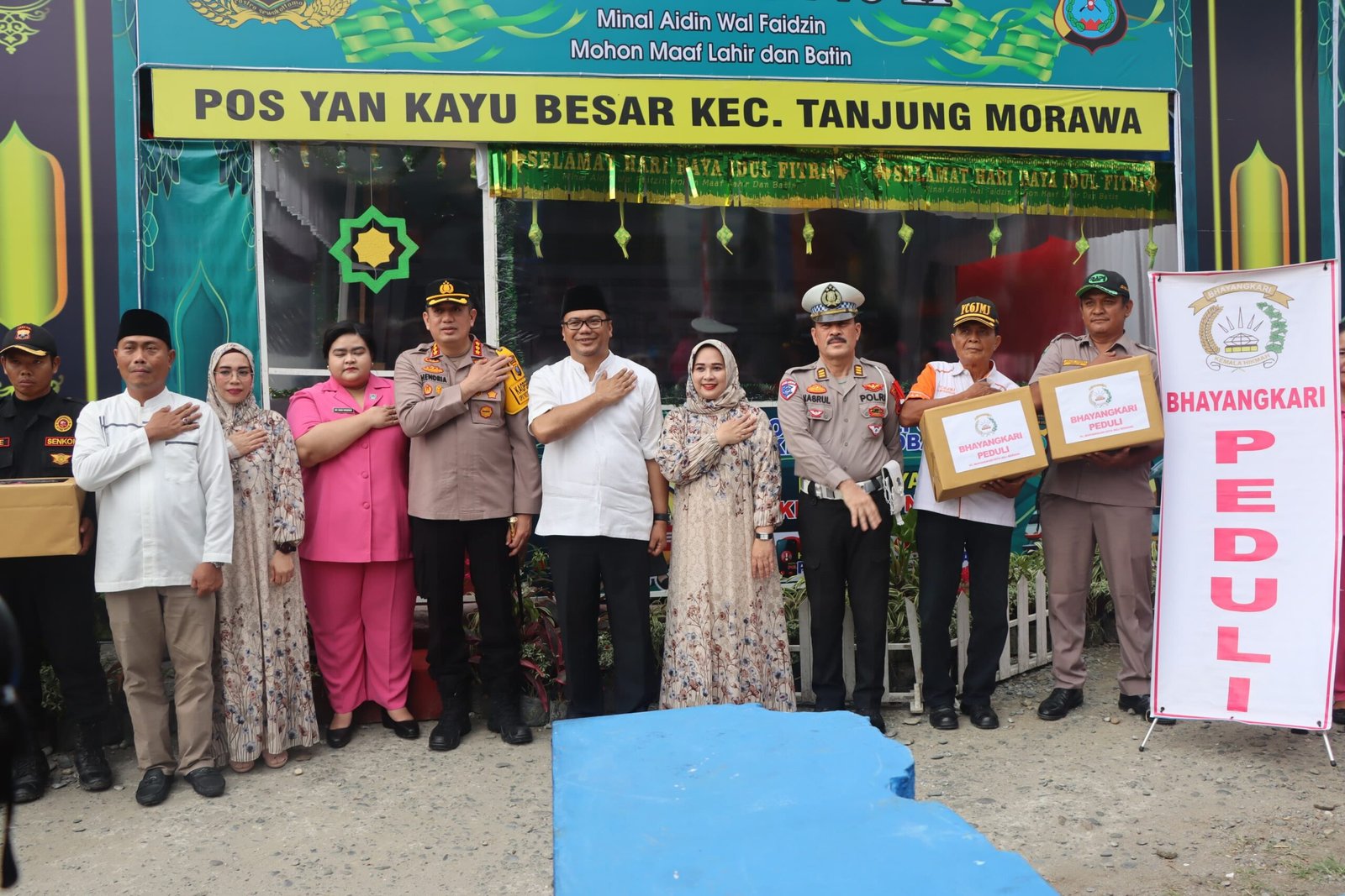 Kapolresta Deli Serdang Bersama Bupati Deli Serdang Tinjau Pos Pengamanan Dan Pos Pelayanan Ops Ketupat Toba 2025 Dan Bagi Takjil Kepada Warga Kapolresta Deli Serdang Bersama Bupati Deli Serdang Tinjau Pos Pengamanan Dan Pos Pelayanan Ops Ketupat Toba 2025 Dan Bagi Takjil Kepada Warga