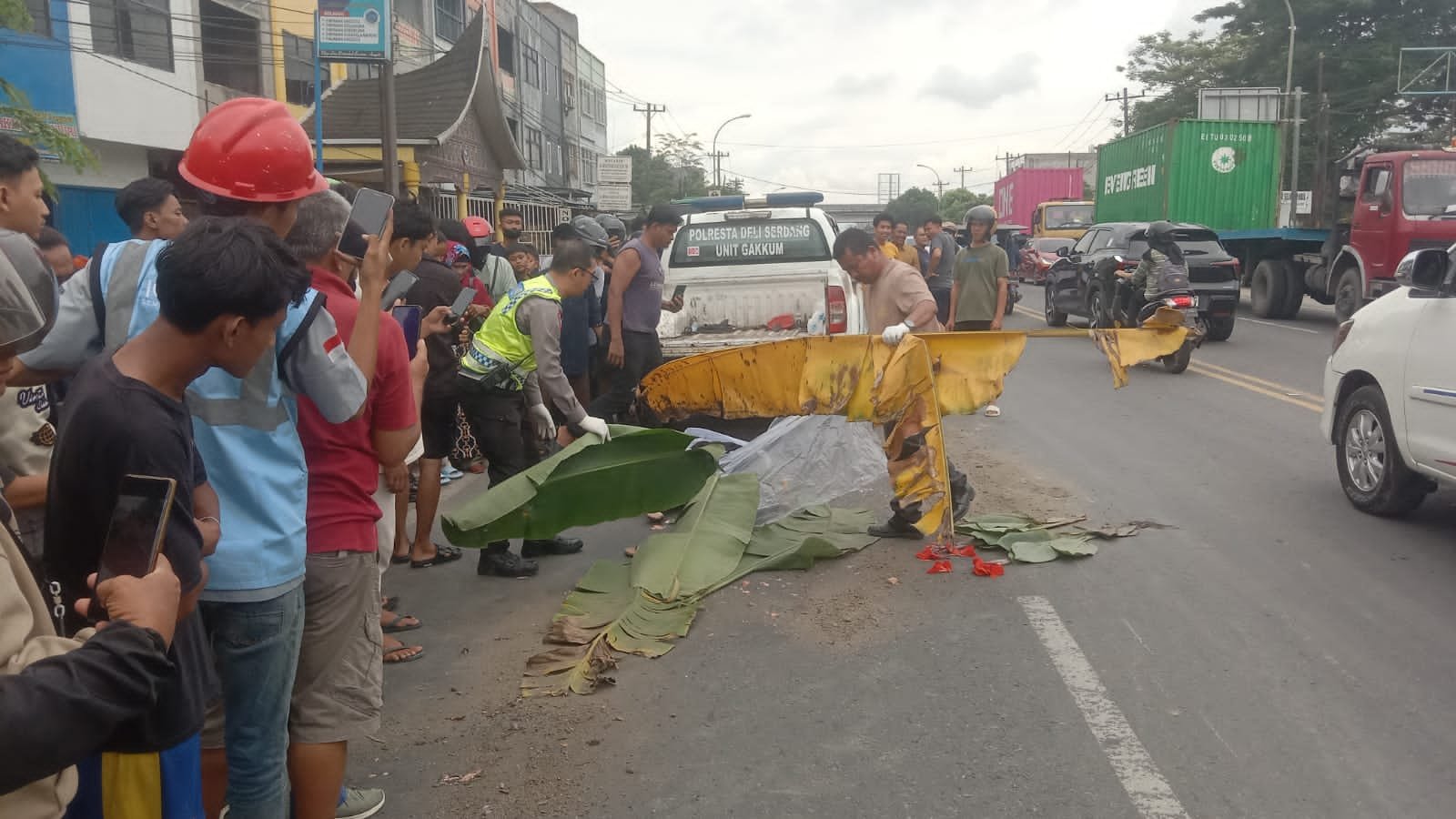 Pelajar Warga Limau Manis Tewas Digilas Bus Pariwisata