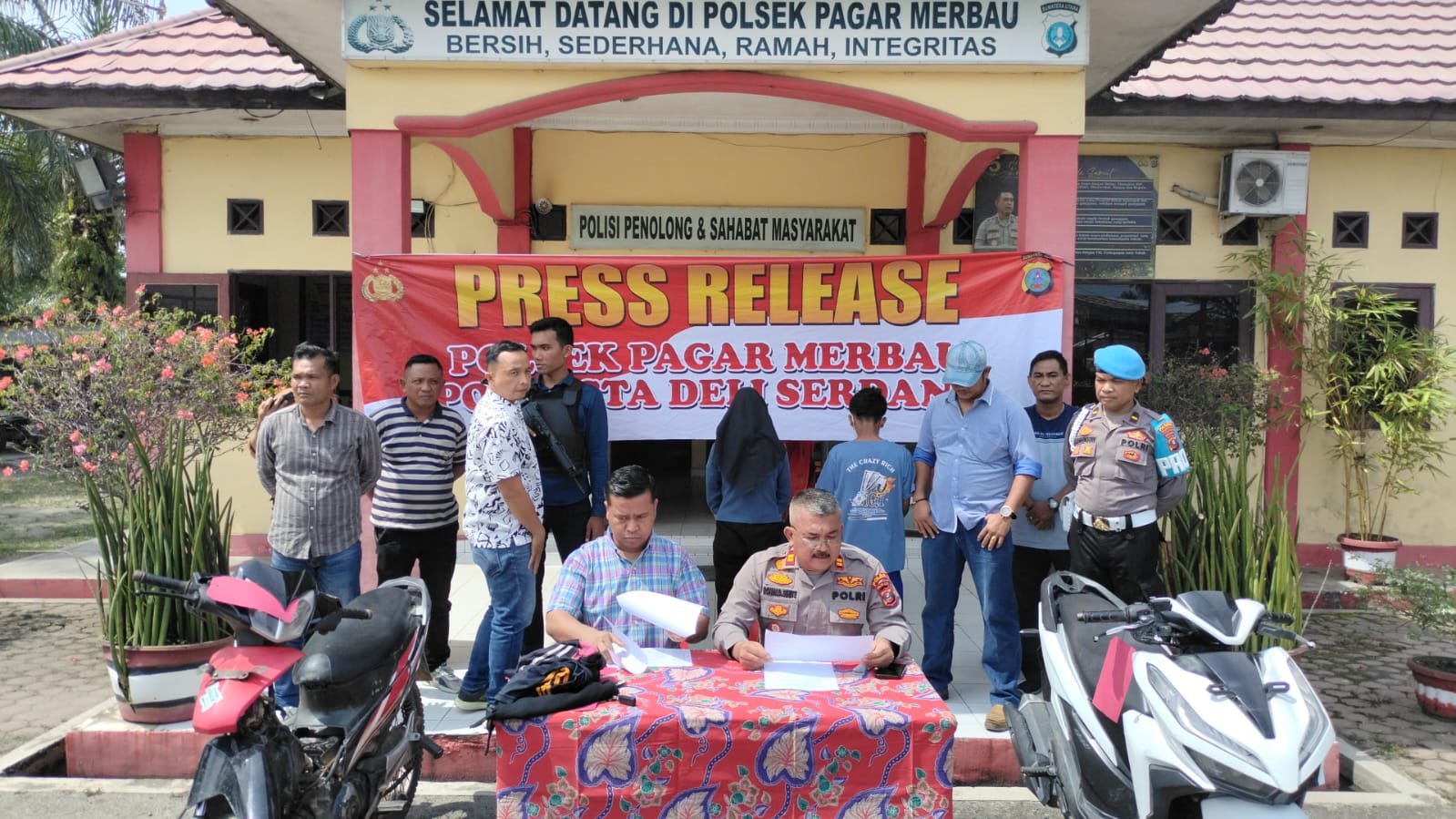 Curi Sepeda motor, Sepasangan Pelajar Diringkus Polsek Pagar Merbau Curi Sepeda motor, Sepasangan Pelajar Diringkus Polsek Pagar Merbau