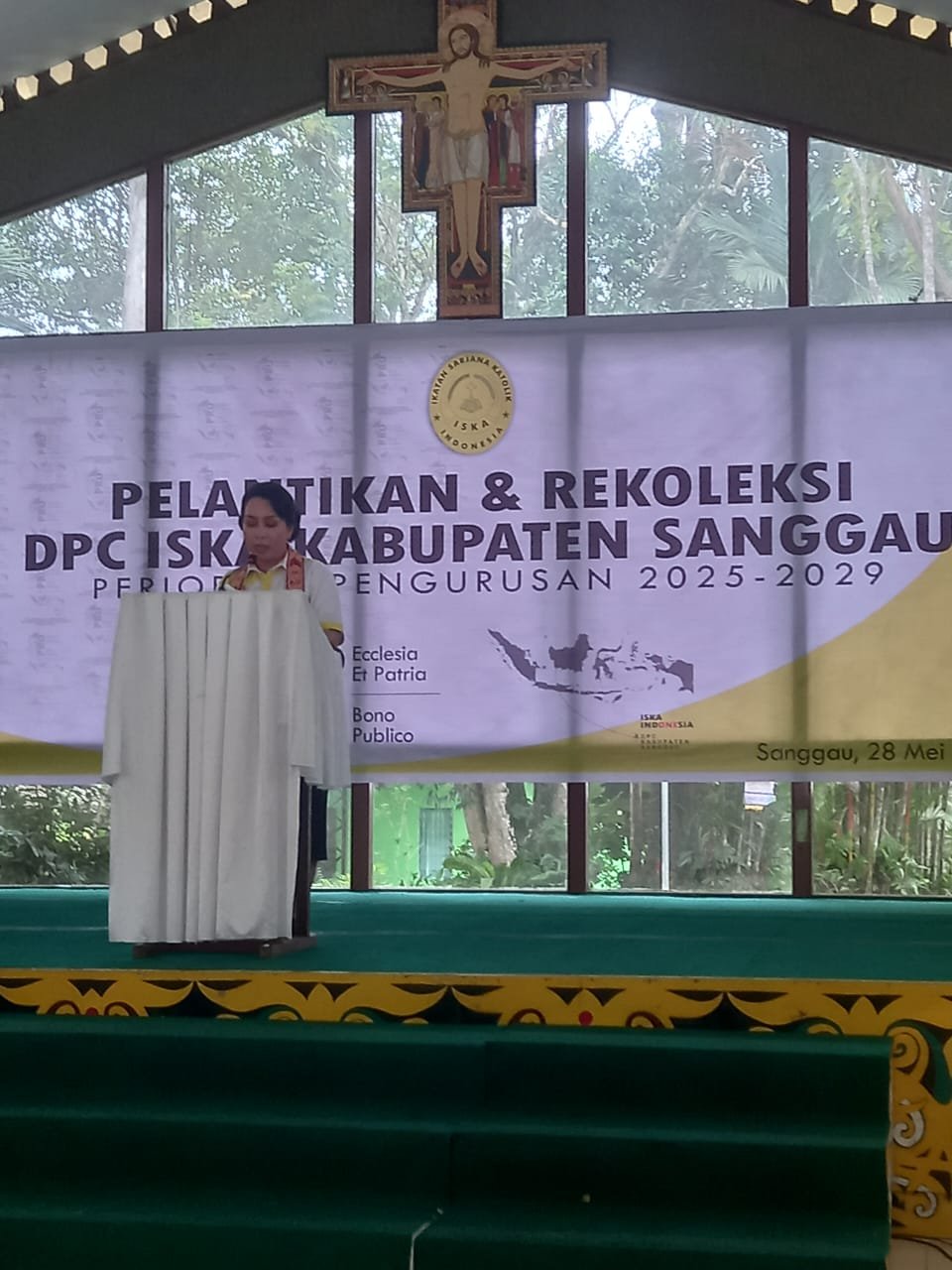 Pelantikan Pengurus ISKA Kabupaten Sanggau Menjadi Kekuatan Dalam Membangun Masyarakat Pelantikan Pengurus ISKA Kabupaten Sanggau Menjadi Kekuatan Dalam Membangun Masyarakat