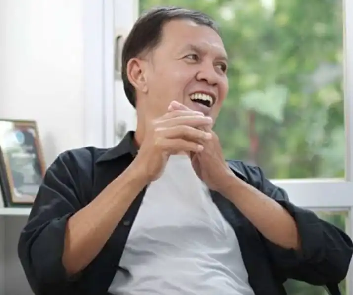 Bagindo Togar : Kepemimpinan di PALI Fenomena intelektual Bak Autism dan Politik Ekor Jas Bagindo Togar : Kepemimpinan di PALI Fenomena intelektual Bak Autism dan Politik Ekor Jas