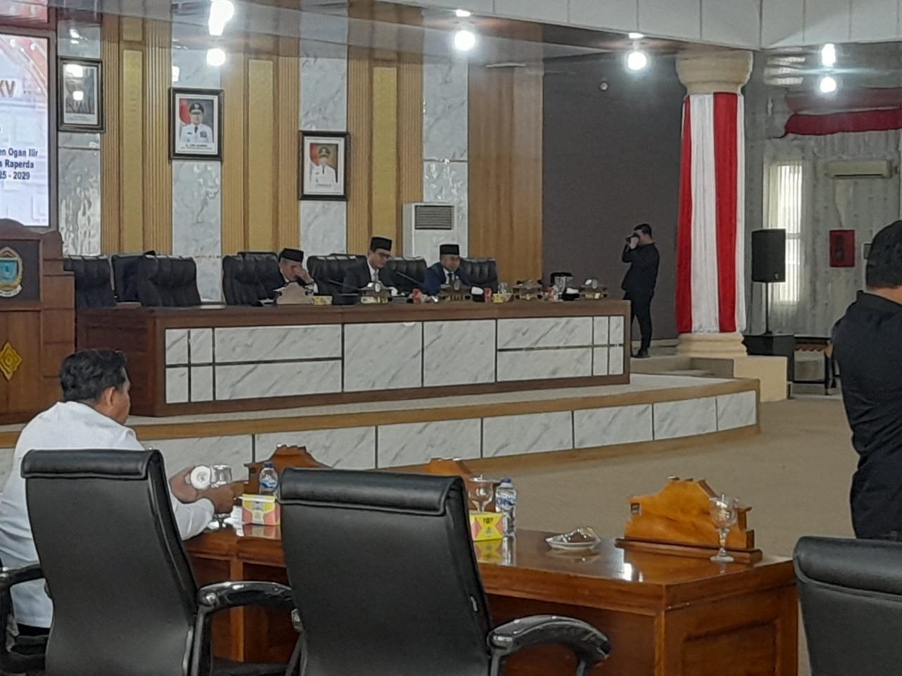 Dewan Perwakilan Rakyat Daerah (DPRD) Kabupaten Ogan Ilir menggelar Rapat Paripurna ke-XV Masa Sidang ke-III Tahun 2025 dalam rangka Penyampaian Pidato Pengantar Bupati Ogan Ilir Dewan Perwakilan Rakyat Daerah (DPRD) Kabupaten Ogan Ilir menggelar Rapat Paripurna ke-XV Masa Sidang ke-III Tahun 2025 dalam rangka Penyampaian Pidato Pengantar Bupati Ogan Ilir