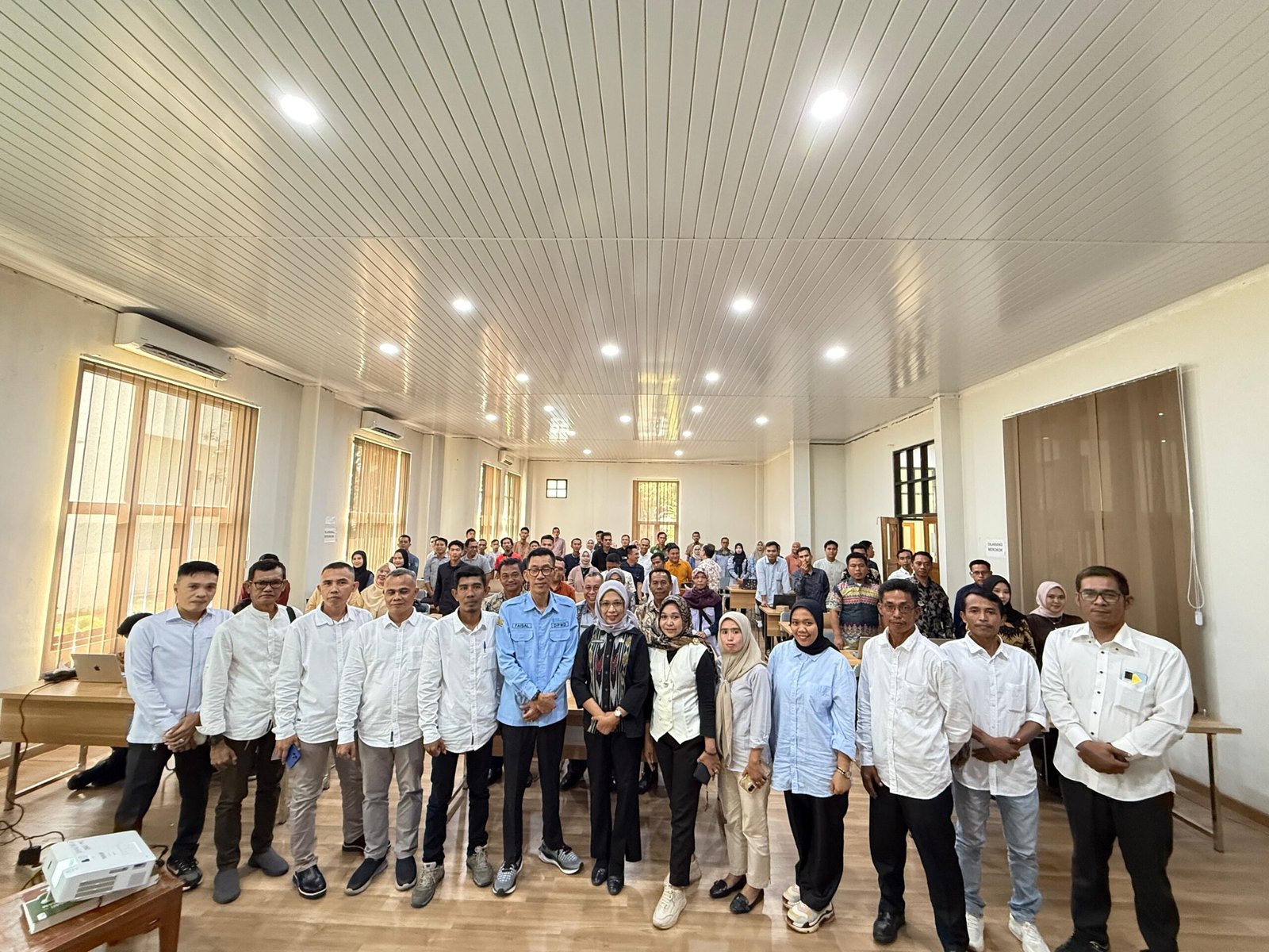 4 Kecamatan di Ogan Iir Ikuti Kegiatan Pemutahiran Data Aplikasi SIDESI dan SIDODI sebayak 57 Operator 4 Kecamatan di Ogan Iir Ikuti Kegiatan Pemutahiran Data Aplikasi SIDESI dan SIDODI sebayak 57 Operator