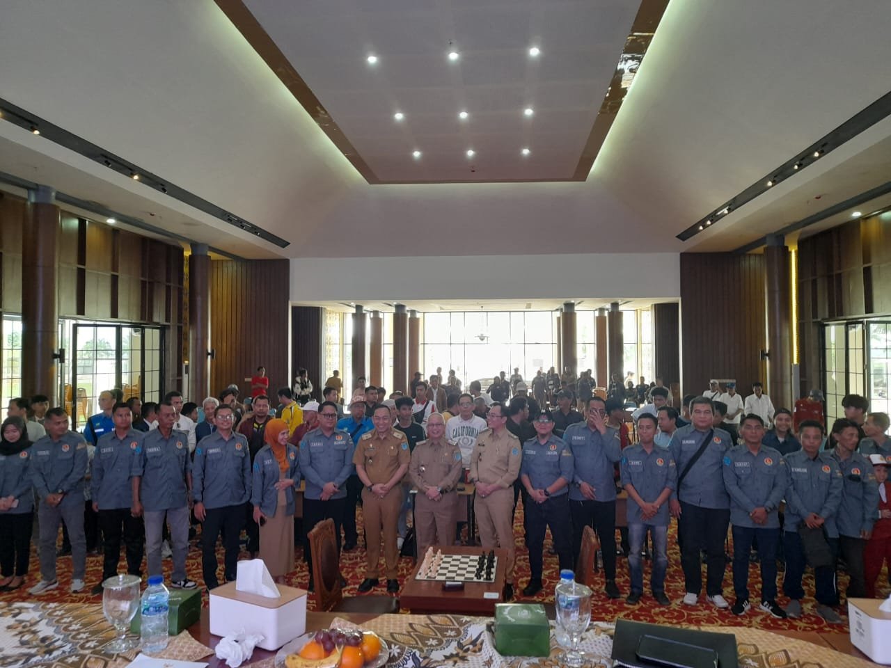 Sekda OI Membuka Turnamen Catur Bupati Ogan Ilir Cup 2025 Meriahkan HUT ke-80 Sekda OI Membuka Turnamen Catur Bupati Ogan Ilir Cup 2025 Meriahkan HUT ke-80