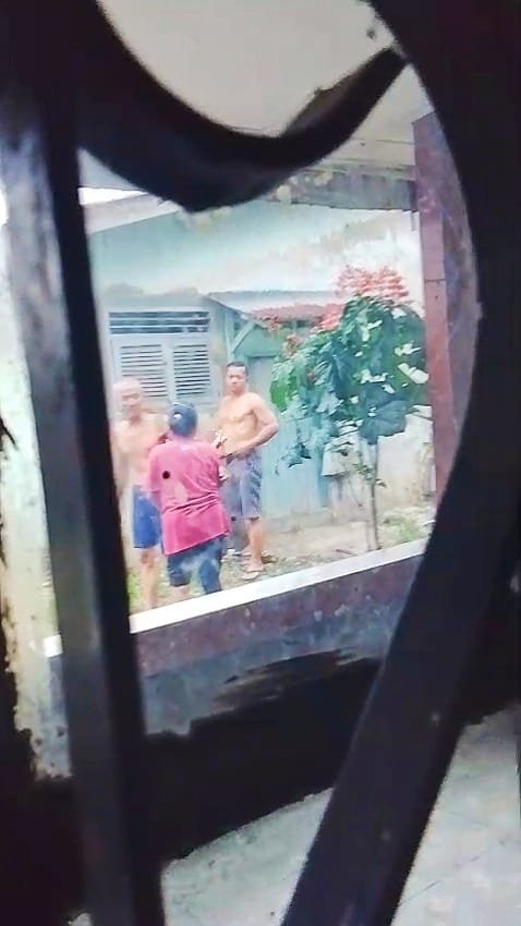 Usai Melempar Korban, Terlapor Dan Keluarganya Joget-joget Mengaku Kebal Hukum Usai Melempar Korban, Terlapor Dan Keluarganya Joget-joget Mengaku Kebal Hukum