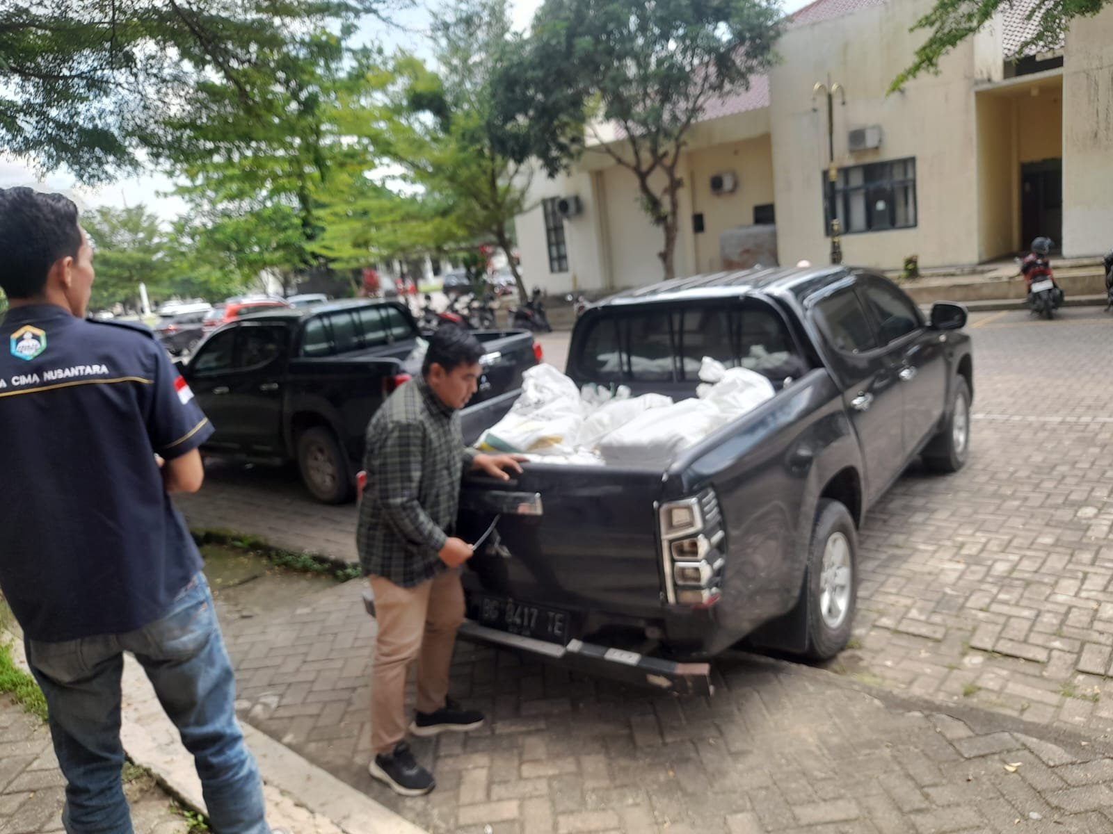 PT. Sinergi Gula Musantara (SGN) Cinta Manis menjelang Idul fitri membagikan THR di berberapa OPD yang ada di lingkungan Pemerintahan Kabupaten Ogan Ilir PT. Sinergi Gula Musantara (SGN) Cinta Manis menjelang Idul fitri membagikan THR di berberapa OPD yang ada di lingkungan Pemerintahan Kabupaten Ogan Ilir