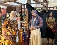 YD Strap Bag Tenun Tutup Pameran dengan Antusiasme Tinggi Dari Rombongan Persit Nusantara