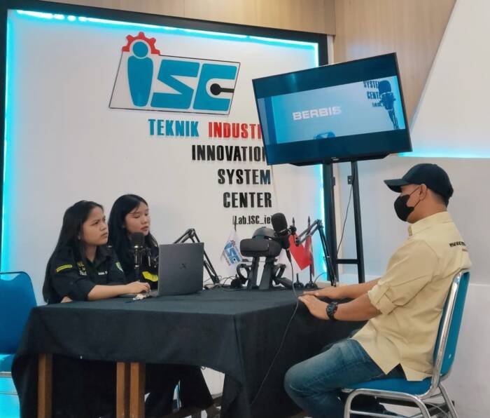 Kolaborasi Y-ARTI dan Unika Musi Charitas Bahas Persoalan Sampah Lewat Podcast Kolaborasi Y-ARTI dan Unika Musi Charitas Bahas Persoalan Sampah Lewat Podcast