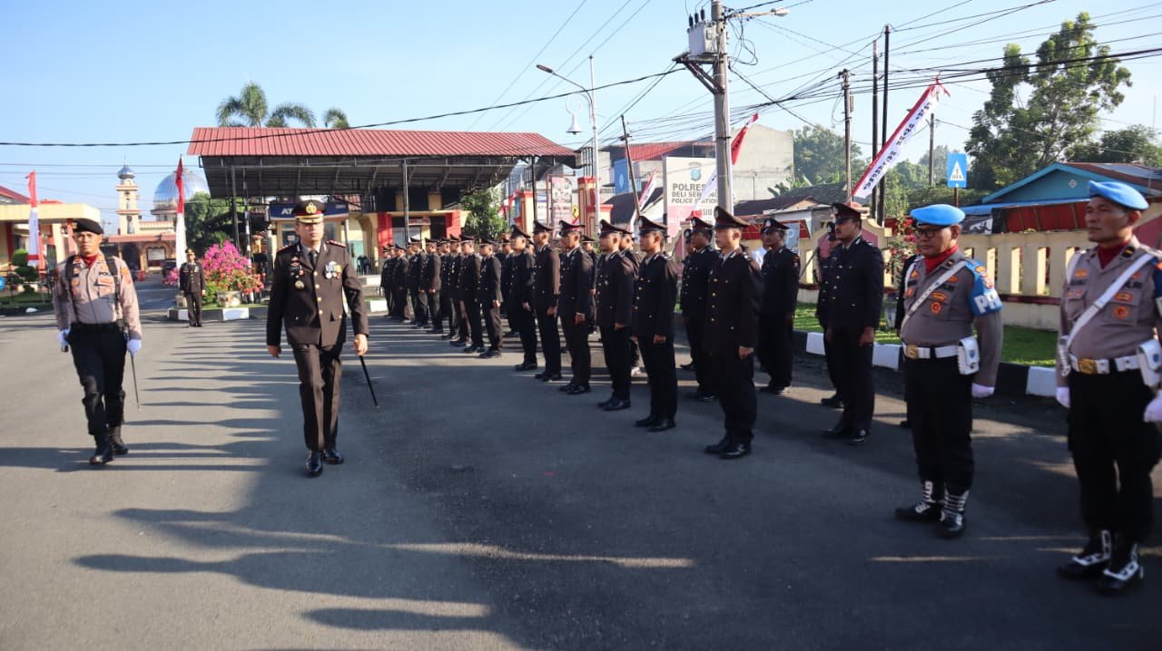 Polresta Deli Serdang Gelar Upacara Peringatan Serta Syukuran Hari Bhayangkara Ke-80, Teguhkan Komitmen Polri Untuk Masyarakat Polresta Deli Serdang Gelar Upacara Peringatan Serta Syukuran Hari Bhayangkara Ke-80, Teguhkan Komitmen Polri Untuk Masyarakat
