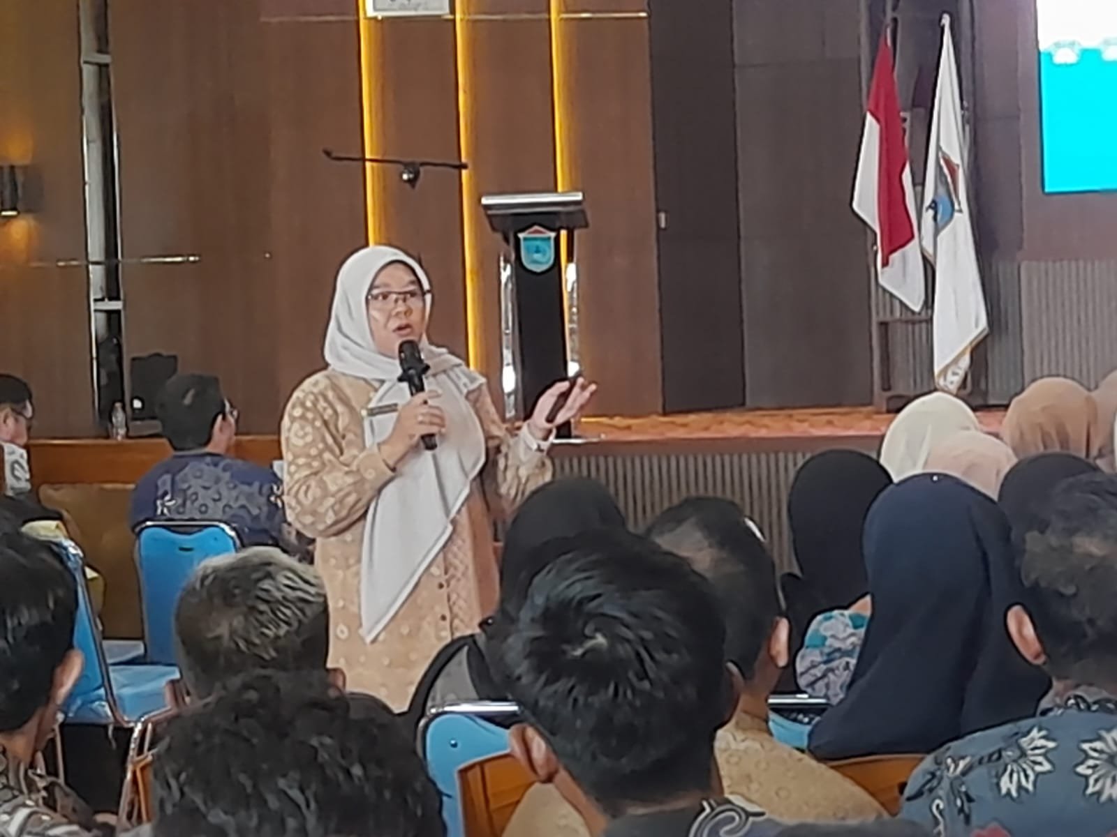 Kepala Dinas Kesehatan Ogan Ilir Terus Berupaya Meningkatkan Kualitas Program Makan Bergizi Gratis Kepala Dinas Kesehatan Ogan Ilir Terus Berupaya Meningkatkan Kualitas Program Makan Bergizi Gratis