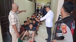 Pengiriman Tahanan ke Lapas Tanjung Raja Dikawal Ketat Pengiriman Tahanan ke Lapas Tanjung Raja Dikawal Ketat