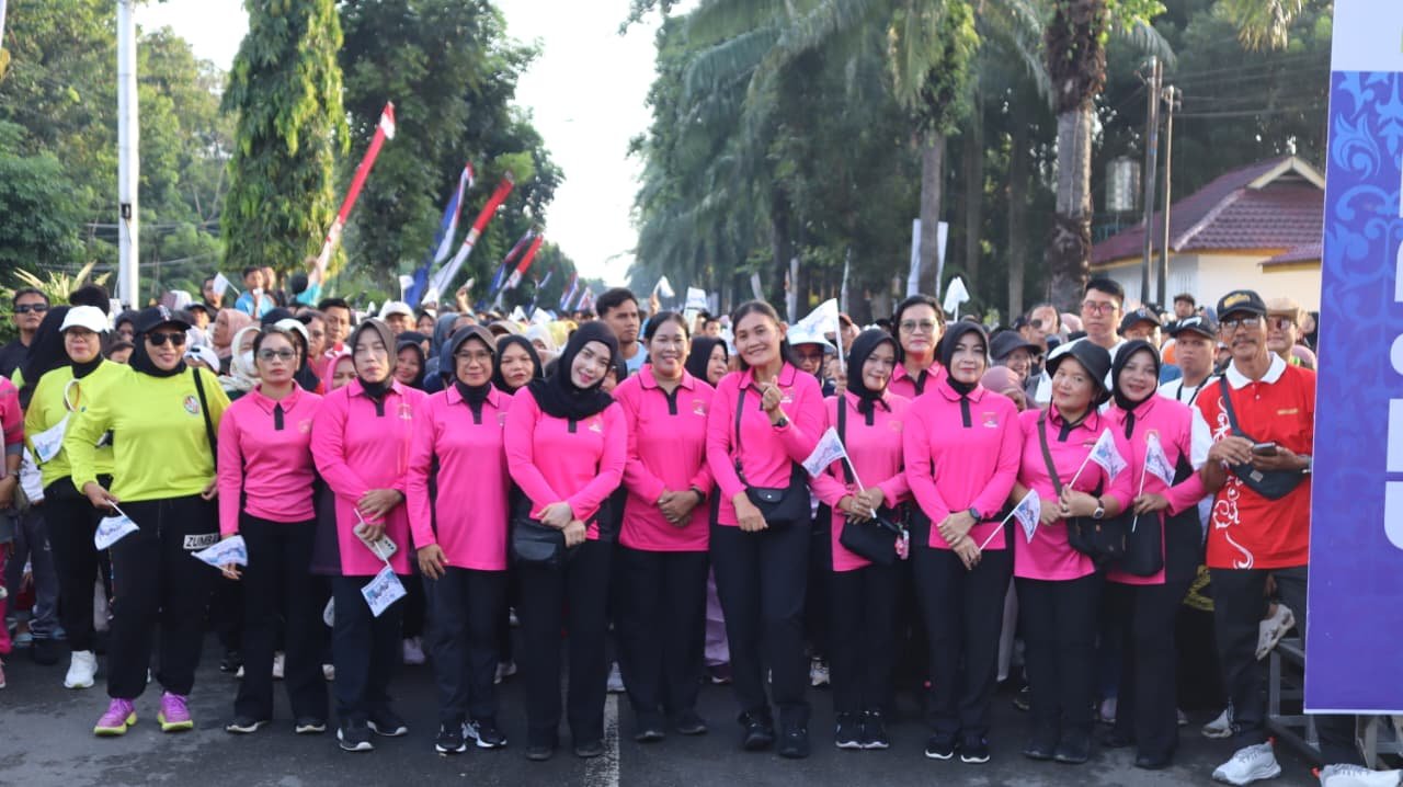 Polresta Deli Serdang Ikuti Fun Walk Peringati Hari Jadi Ke-80 Kabupaten Deli Serdang dan HUT APKASI ke-26 Polresta Deli Serdang Ikuti Fun Walk Peringati Hari Jadi Ke-80 Kabupaten Deli Serdang dan HUT APKASI ke-26