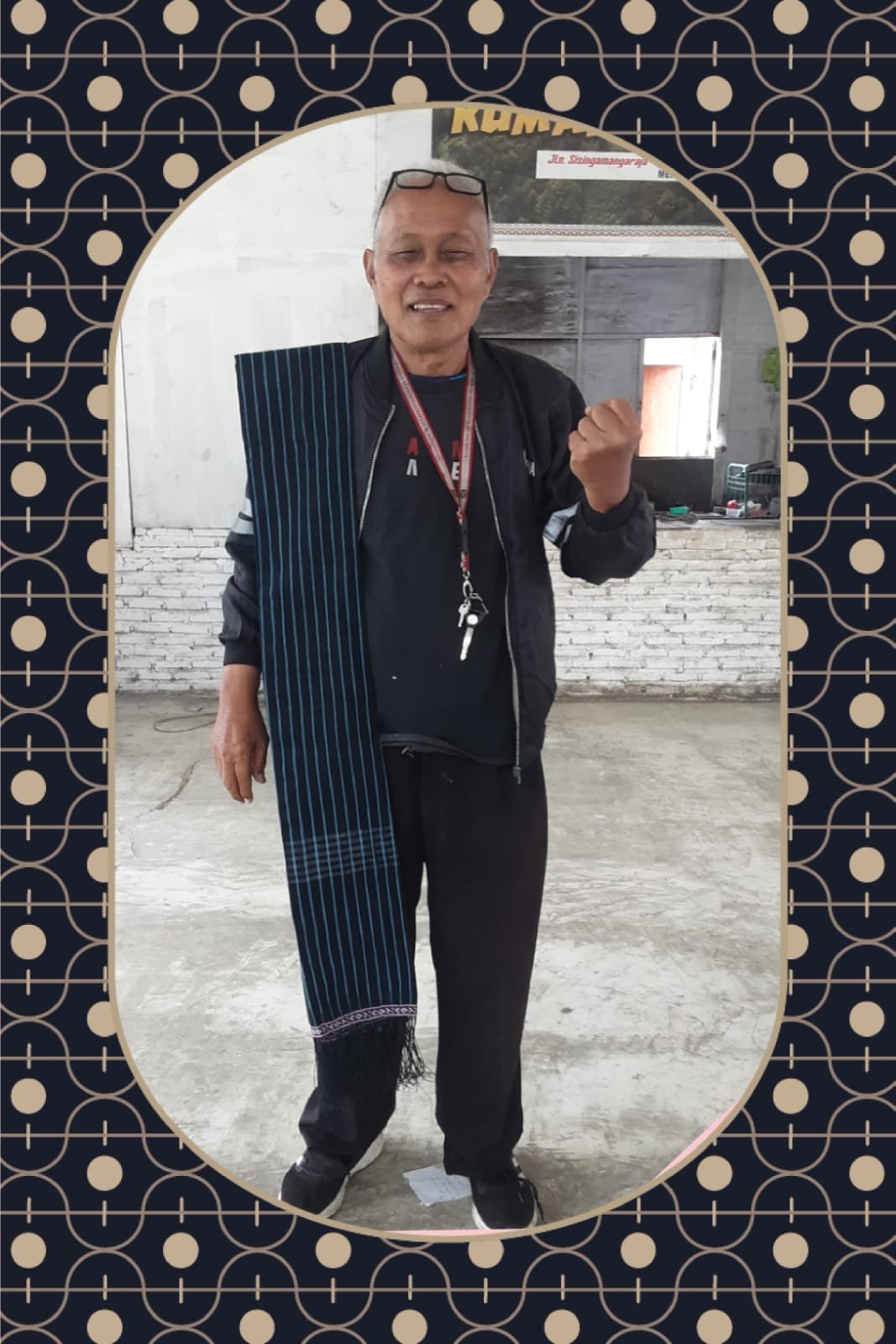 Tumpak Situmorang Gunakan Kembali Ulos Suri Suri Sebagai Hande Hande Untuk Ulaon Adat Keluarga Tumpak Situmorang Gunakan Kembali Ulos Suri Suri Sebagai Hande Hande Untuk Ulaon Adat Keluarga