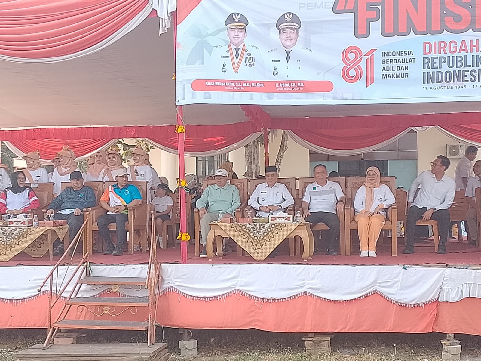 WABUB ARDANI HADIRI GERAK JALAN MERIAHKAN HUT KEMERDEKAAN RI KE-81 WABUB ARDANI HADIRI GERAK JALAN MERIAHKAN HUT KEMERDEKAAN RI KE-81