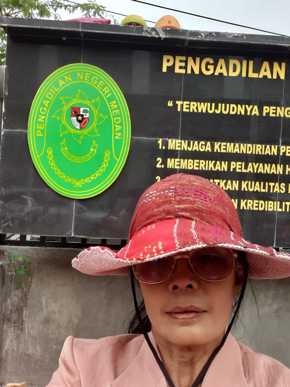 Resmi Pengadilan Negeri Medan Tetapkan Rotua Wendeilyna Simarmata sebagai Mediator Non Hakim Bersertifikat Resmi Pengadilan Negeri Medan Tetapkan Rotua Wendeilyna Simarmata sebagai Mediator Non Hakim Bersertifikat