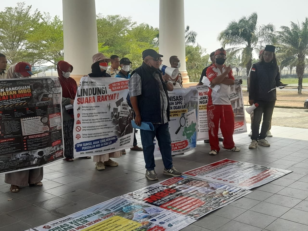 DPRD dan Dinkes Ogan Ilir Tanggapi Aksi Damai SPM Sumsel Terkait Pengawasan Program Makan Bergizi Gratis (MBG)