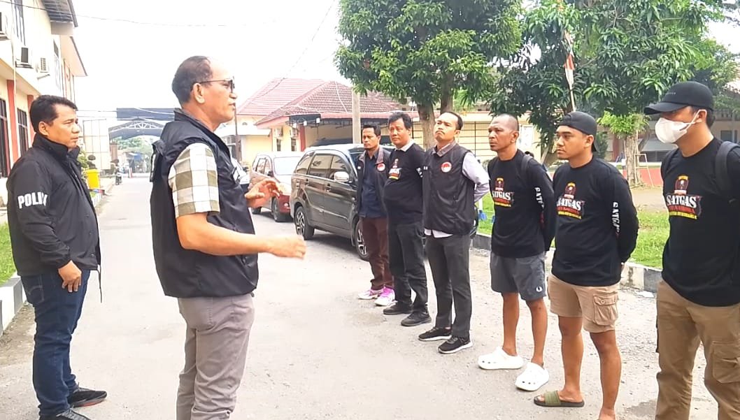 Satres Narkoba Polresta Deli Serdang Sita 1Kg Sabu dan Amankan Pelaku Satres Narkoba Polresta Deli Serdang Sita 1Kg Sabu dan Amankan Pelaku