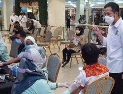 Kadin Palembang Bersama Dinkes Mengadakan Vaksin Booster di Mall PS