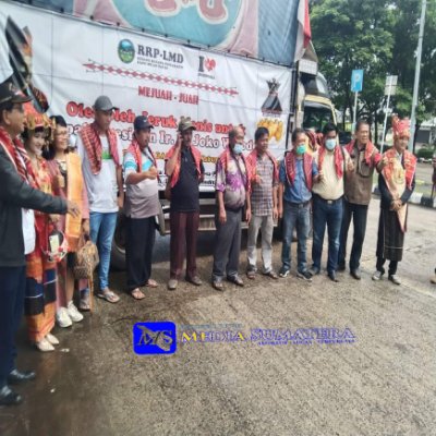 Ketua DPD FBBI Sumsel dan Perpulungan Sada Ukur Menyambut Warga Liang Melas Datas di Palembang Ketua DPD FBBI Sumsel dan Perpulungan Sada Ukur Menyambut Warga Liang Melas Datas di Palembang