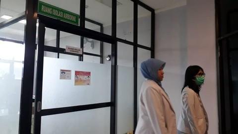 Kasus Positif COVID-19 di Palembang Tembus 155 Kasus dalam Sehari Kasus Positif COVID-19 di Palembang Tembus 155 Kasus dalam Sehari