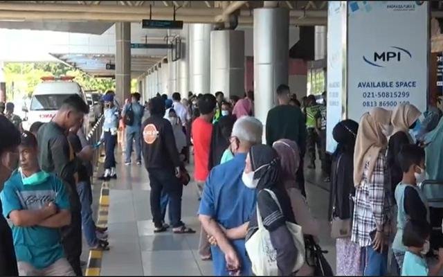 H-2 Lebaran, Penumpang di Bandara SMB II Palembang Tembus 9.683 Orang H-2 Lebaran, Penumpang di Bandara SMB II Palembang Tembus 9.683 Orang