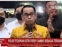 BREAKING NEWS Kasus Pembunuhan Brigadir J: Putri Candrawathi Istri Ferdy Sambo Jadi Tersangka