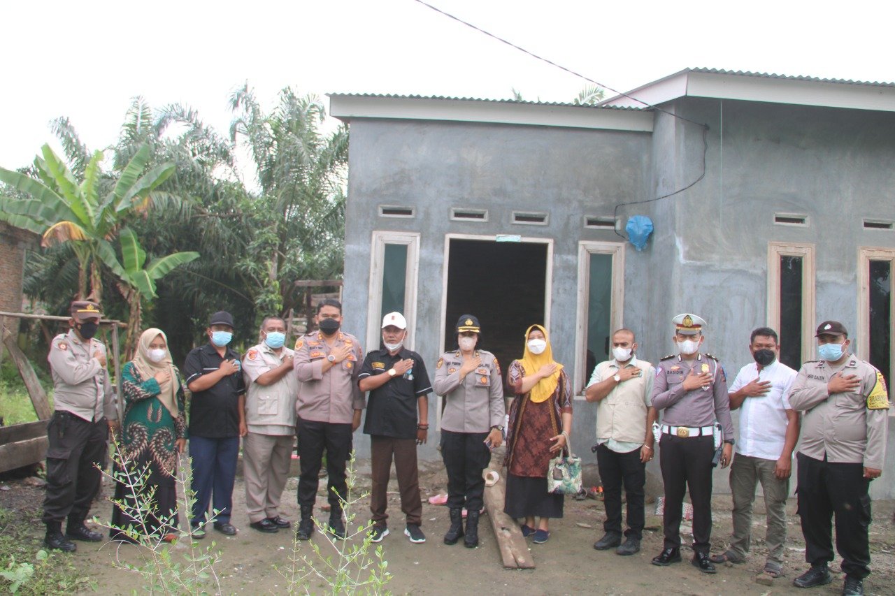 KSJ Dan Polresta Deli Serdang Berbagi Tali Asih Kepada Anak Penyandang Disabilitas Dan Kaum Dhuafa KSJ Dan Polresta Deli Serdang Berbagi Tali Asih Kepada Anak Penyandang Disabilitas Dan Kaum Dhuafa