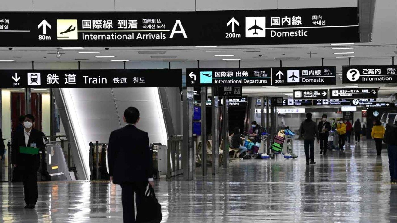 Daftar Tunggu untuk Memasuki Jepang Bertambah Menjadi 400.000 di tengah Pembatasan COVID