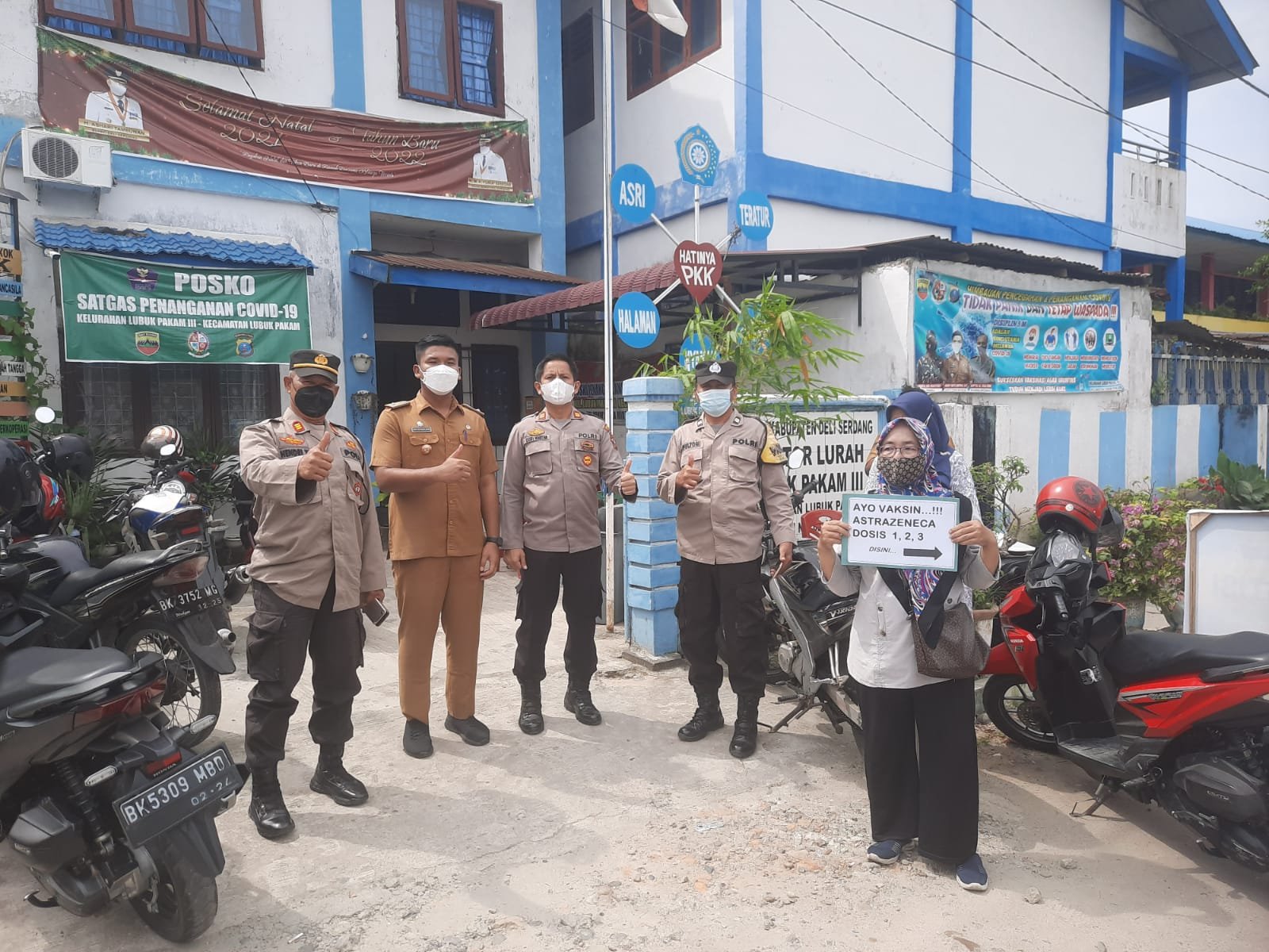Polsek Lubuk Pakam Gelar Vaksinasi 1,2 Dan 3 Di Kantor Kelurahan Lubuk Pakam lll