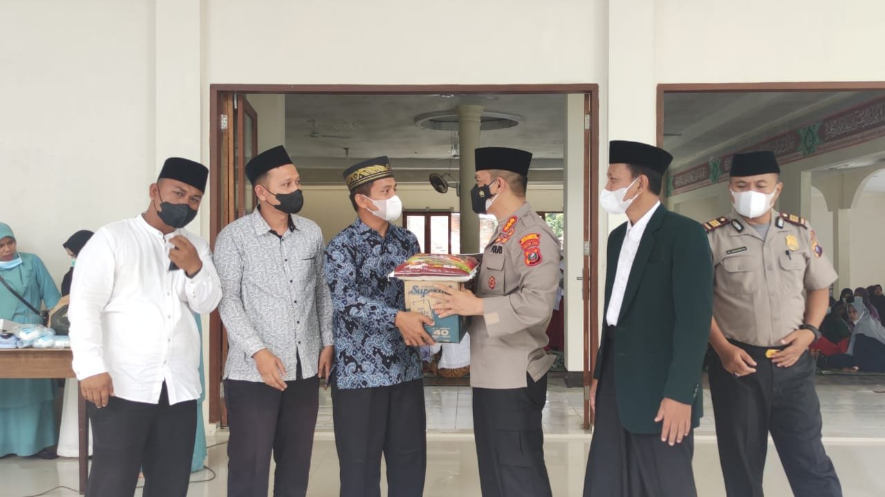 Peringati Isra Mi’raj Nabi Muhammad SAW, Polresta Deli Serdang Vaksinasi Massal Dan Bagi Sembako Peringati Isra Mi’raj Nabi Muhammad SAW, Polresta Deli Serdang Vaksinasi Massal Dan Bagi Sembako