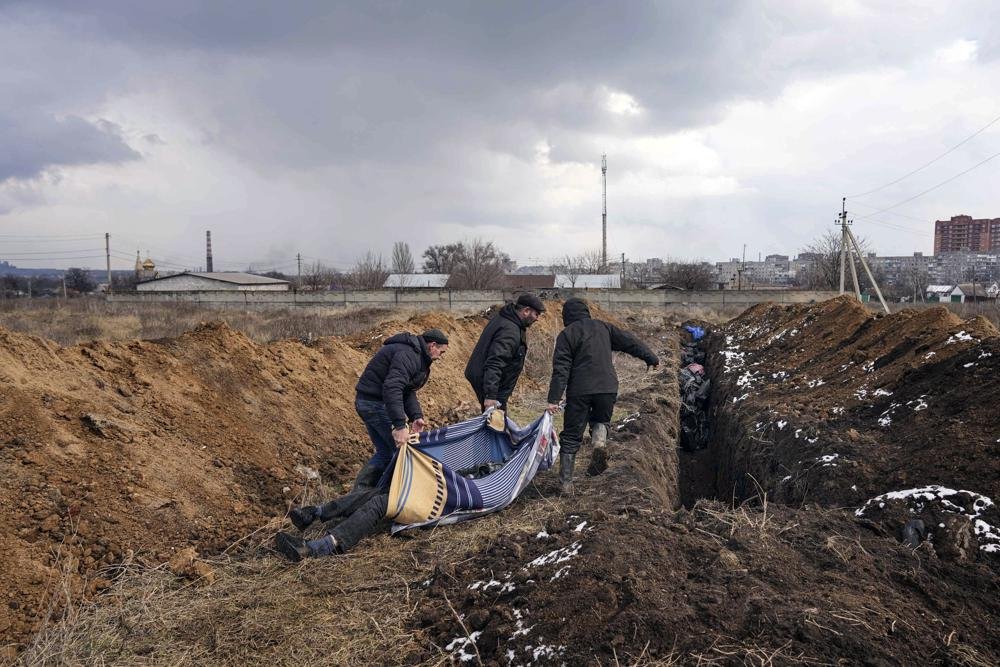 Mengapa? Mengapa? Mengapa?’ Mariupol Ukraina Menjadi Kota yang Putus Asa Mengapa? Mengapa? Mengapa?’ Mariupol Ukraina Menjadi Kota yang Putus Asa