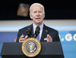 Biden Berencana Manfaatkan Cadangan Minyak untuk Mengendalikan Harga Gas