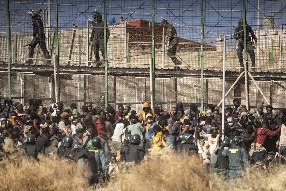 Maroko: 18 Migran Tewas Terinjak-injak ketika Memasuki Melilla