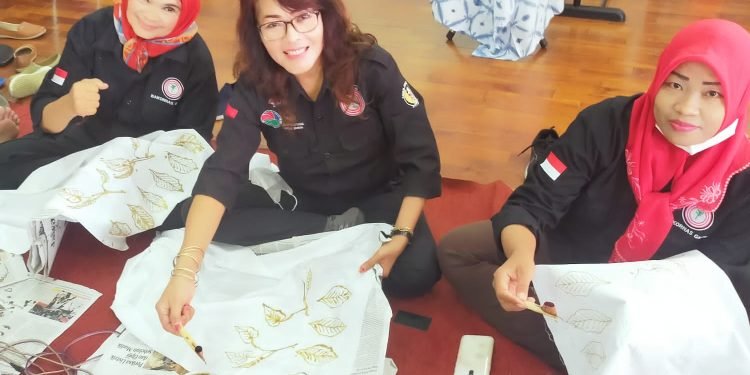 GMDM DPD PROVINSI JAWA TIMUR MENGHADIRI GIAT DISPERINDAG PROVINSI JAWA TIMUR DI SURABAYA GRAMMER SCHOOL