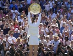 Rusia Klaim Penghargaan untuk Gelar Wimbledon Elena Rybakina