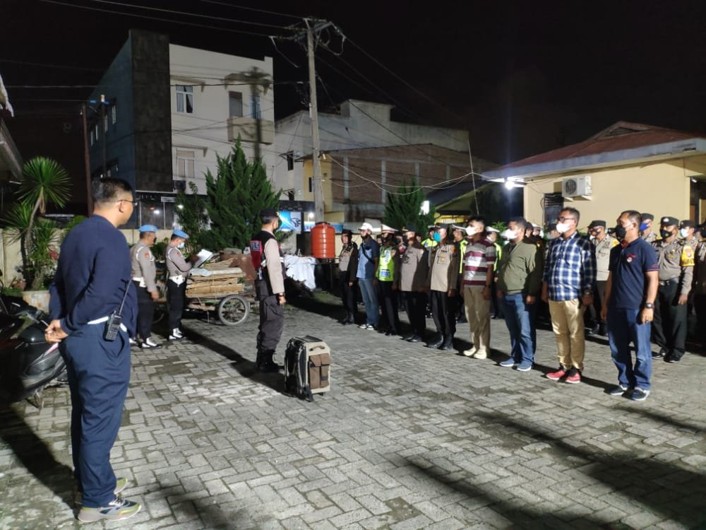 Wakapolresta Deli Serdang Pimpin Giat Patroli Malam Wakapolresta Deli Serdang Pimpin Giat Patroli Malam