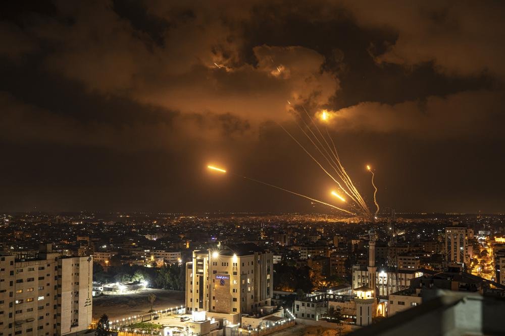 Serangan Israel di Gaza Tewaskan 10 Orang Termasuk Militan Senior