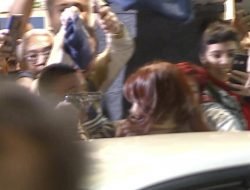 Argentina: Upaya untuk Membunuh VP Gagal ketika Pistol Tidak Meletus