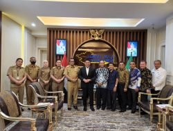 Gubernur Sumsel H. Herman Deru menerima Audiensi Pengurus LP3KD Sumsel