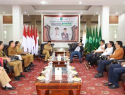 Anggota DPR RI H.Ir.Edy Santana Putra, MT berjanji akan bawa dana APBN untuk bangun jalan di Muba