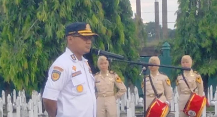 Poltektrans SDP Palembang Lakukan Ziarah Tabur Bunga di TMP Kesatria Kestra Siguntang Poltektrans SDP Palembang Lakukan Ziarah Tabur Bunga di TMP Kesatria Kestra Siguntang