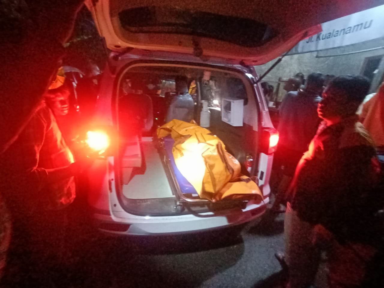 Warga Temukan Mayat Terapung Di Sungai Belumai Batang Kuis Warga Temukan Mayat Terapung Di Sungai Belumai Batang Kuis