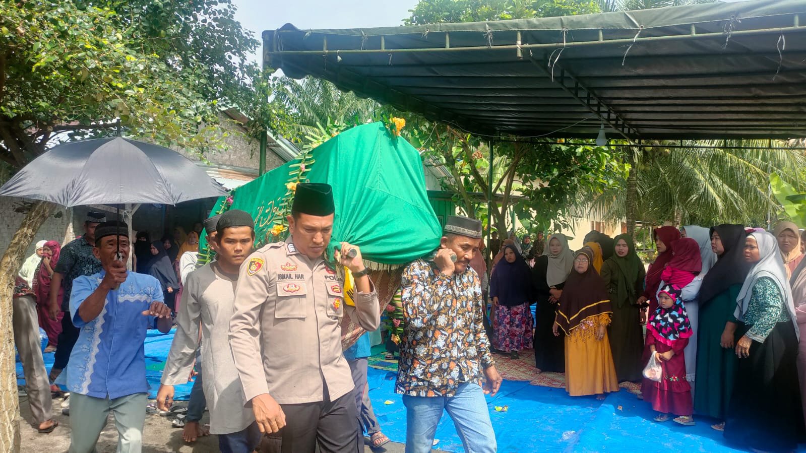 Bhabinkamtibmas Polsek Pantai Labu Takjiah Ke Warga Binaannya Bhabinkamtibmas Polsek Pantai Labu Takjiah Ke Warga Binaannya